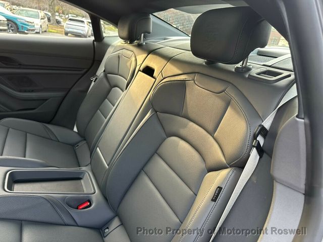 2024 Porsche Taycan RWD - 22938621 - 24