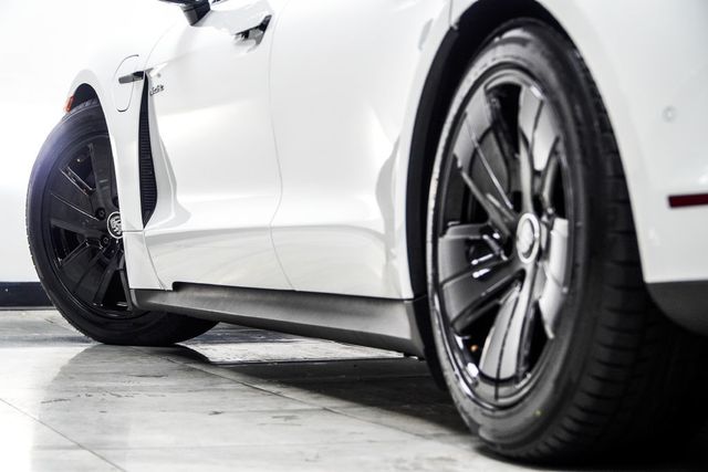 2024 Porsche Taycan RWD - 23075634 - 18