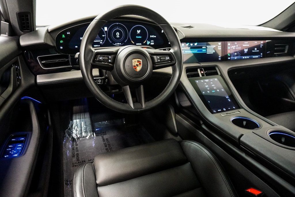2024 Porsche Taycan Base photo 22