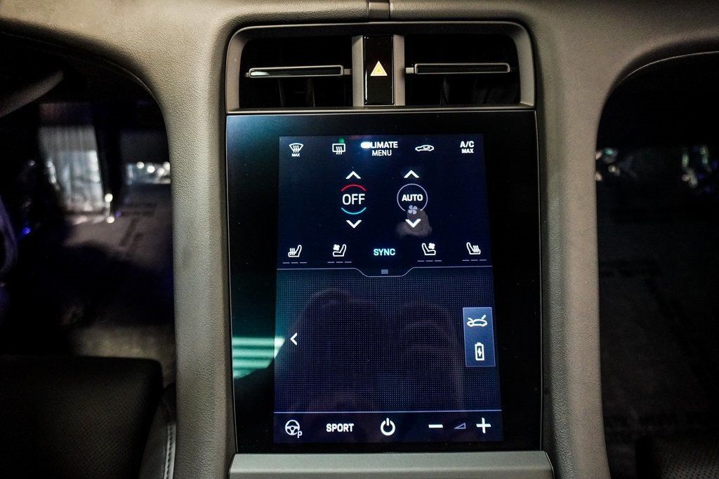2024 Porsche Taycan Base photo 30