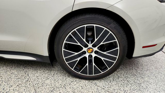 2024 Porsche Taycan RWD w/ Premium Pkg, Performance Battery Plus & Side Skirts - 23062095 - 8