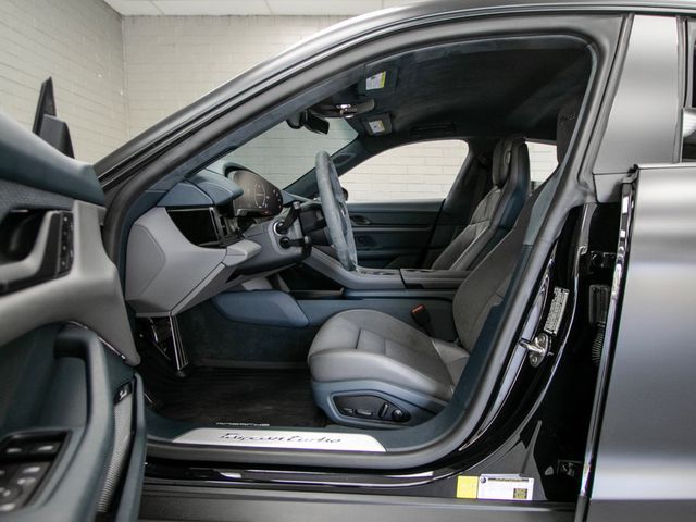 2024 Porsche Taycan Turbo AWD - 23073747 - 9