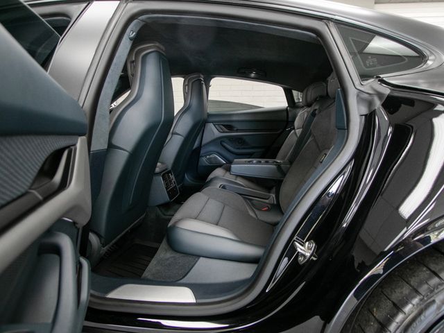 2024 Porsche Taycan Turbo AWD - 23073747 - 24