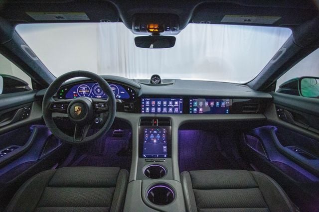 2024 Porsche Taycan Turbo AWD - 23003322 - 11