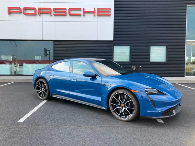 2024 Porsche Taycan Turbo S AWD - 22099861 - 9