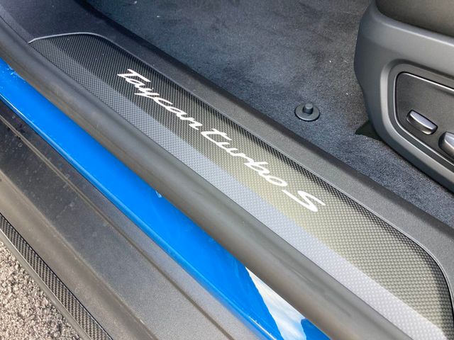 2024 Porsche Taycan Turbo S AWD - 22099861 - 20