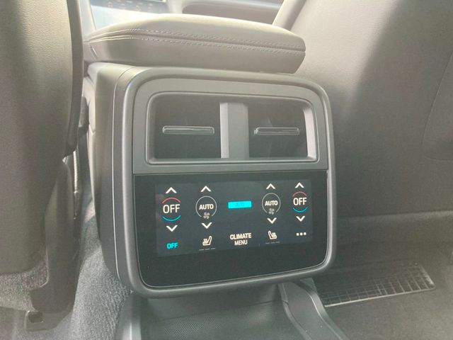 2024 Porsche Taycan Turbo S AWD - 22099861 - 35