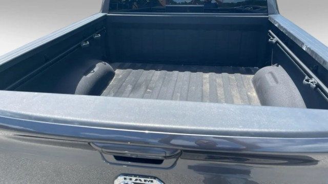 2024 Ram 1500 Big Horn 4x4 Crew Cab 5'7" Box - 23035068 - 8