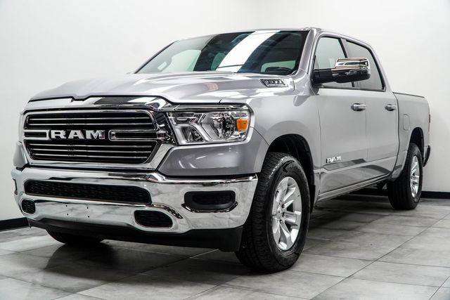 2024 Ram 1500 Laramie 4x2 Crew Cab 5'7" Box - 22912959 - 5