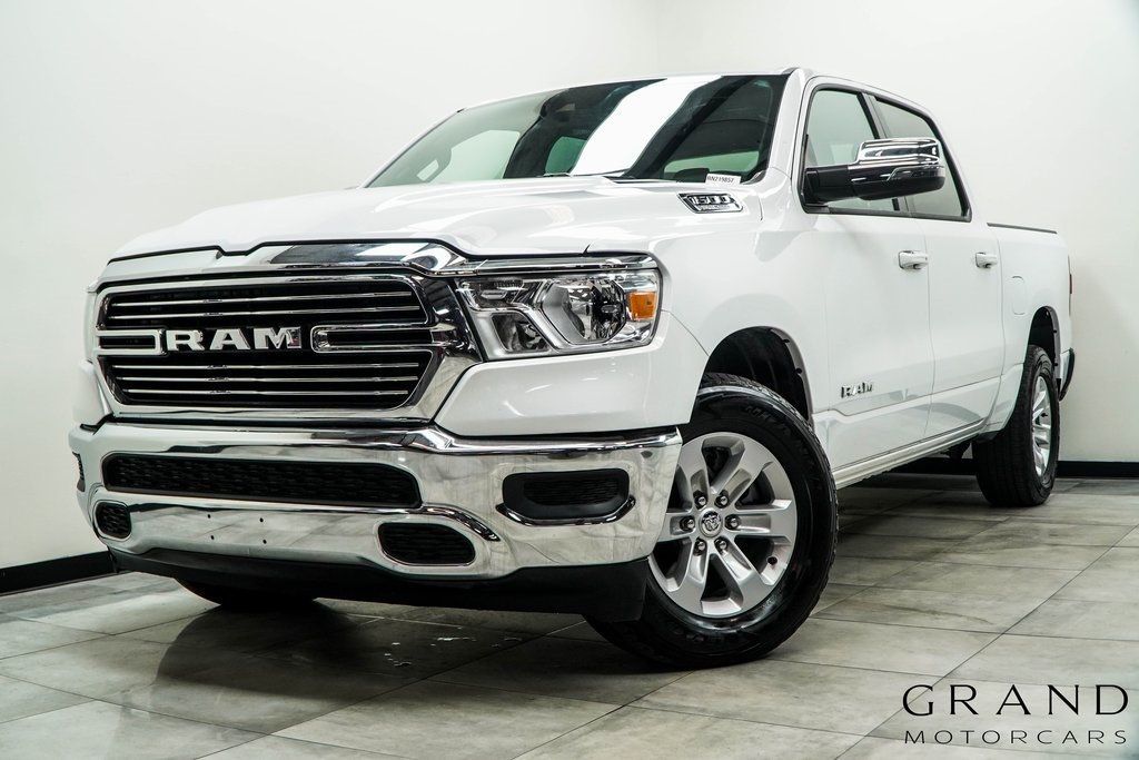 2024 Ram 1500 Laramie 4x2 Crew Cab 5'7" Box - 22912970 | Video 1