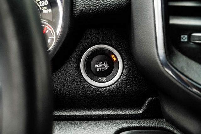 2024 Ram 1500 Laramie 4x2 Crew Cab 5'7" Box - 22912949 - 17