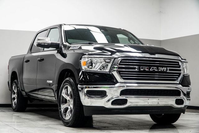 2024 Ram 1500 Laramie 4x2 Crew Cab 5'7" Box - 22912960 - 3