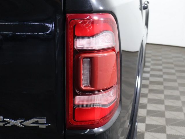 2024 Ram 1500 Limited 4x4 Crew Cab 5'7" Box - 23079793 - 19
