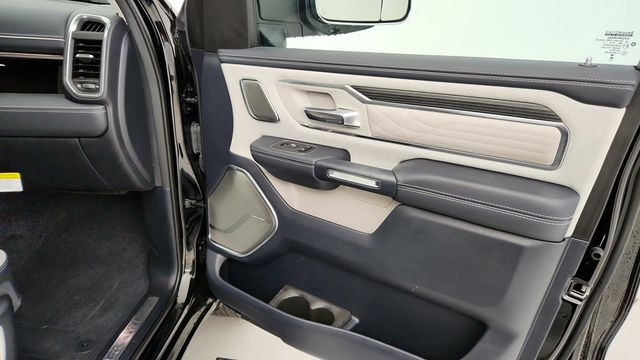 2024 Ram 1500 Limited 4x4 Crew Cab 5'7’’ Box w/ Level 1 & Elite Packages - 22945629 - 26