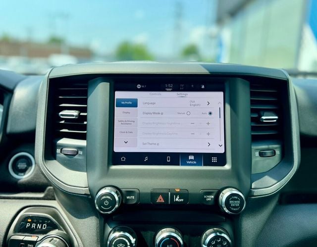 2024 Ram 1500 Tradesman 4x4 Crew Cab 5'7" Box - 22894452 - 24