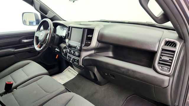 2024 Ram 1500 Tradesman 4x4 Crew Cab 5'7'' Box Night Edition w/ Trailer Tow - 23014377 - 21