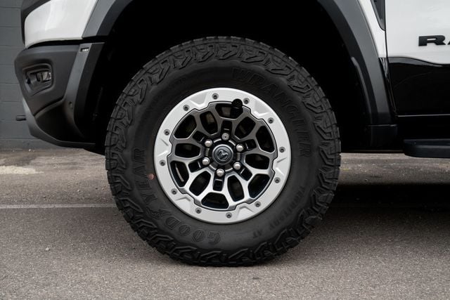 2024 Ram 1500 TRX 4x4 Crew Cab 5'7" Box - 23037766 - 10