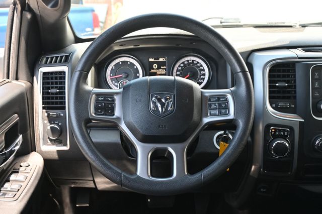 2024 Ram 1500 Classic Crew Cab Warlock Package - 23059346 - 13
