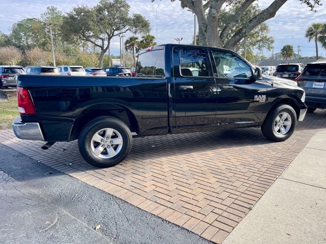 2024 Ram 1500 Classic SLT - 22964439 - 5