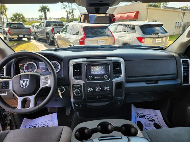 2024 Ram 1500 Classic SLT - 22964928 - 10