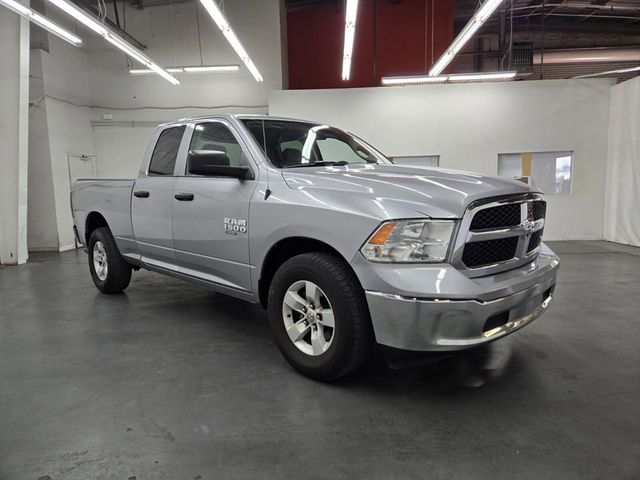 2024 Ram 1500 Classic SLT 4x2 Quad Cab 6'4" Box - 22985627 - 3