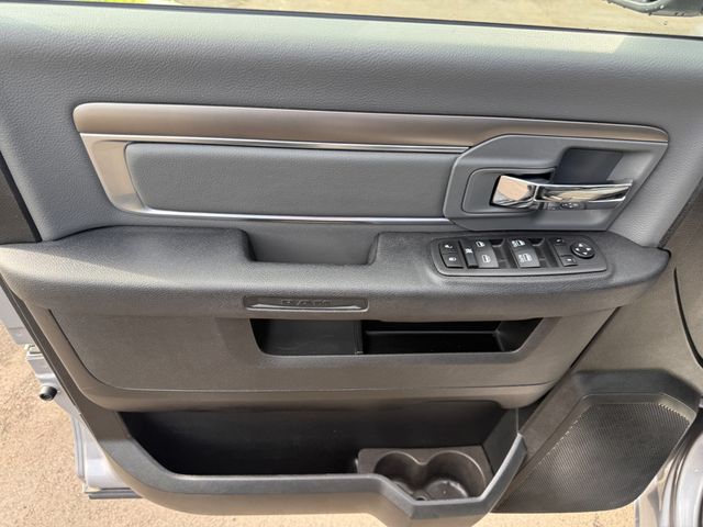 2024 Ram 1500 Classic SLT 4x2 Quad Cab 6'4" Box - 22994377 - 2