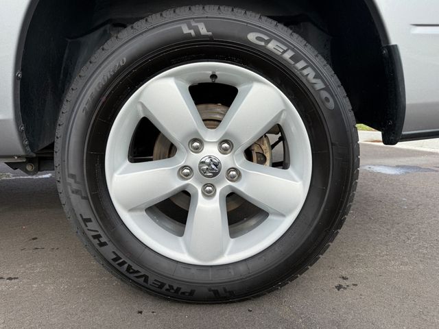 2024 Ram 1500 Classic SLT 4x2 Quad Cab 6'4" Box - 22994377 - 7