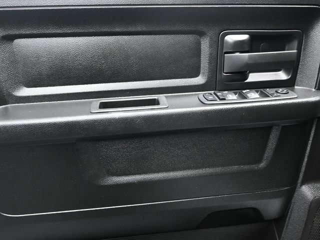 2024 Ram 1500 Classic Tradesman 4x4 Crew Cab 6'4" Box - 22974180 - 12