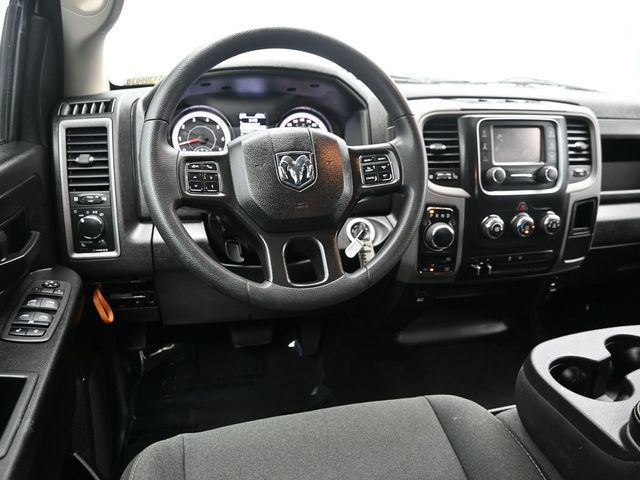 2024 Ram 1500 Classic Tradesman 4x4 Crew Cab 6'4" Box - 22974180 - 18