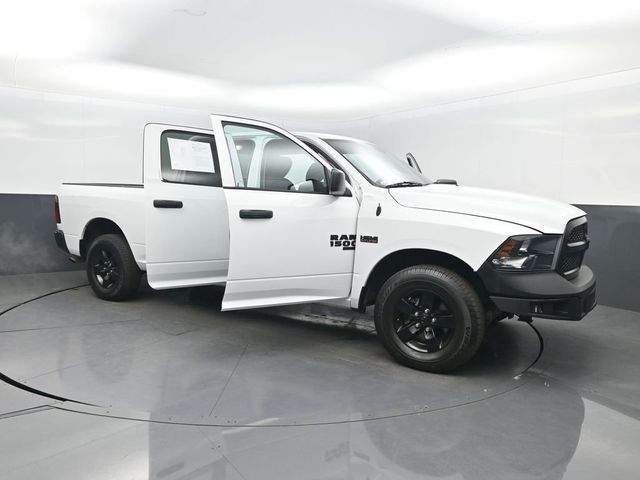 2024 Ram 1500 Classic Tradesman 4x4 Crew Cab 6'4" Box - 23037320 - 38