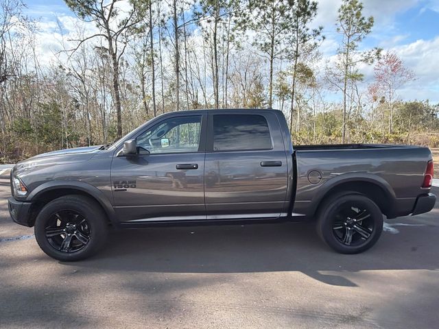 2024 Ram 1500 Classic Warlock 4x2 Crew Cab 5'7" Box - 22988027 - 1