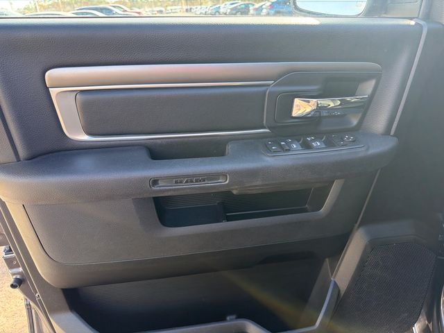 2024 Ram 1500 Classic Warlock 4x2 Crew Cab 5'7" Box - 22988027 - 3