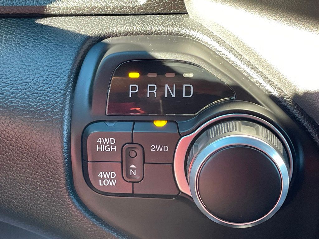 2024 Ram 2500 Big Horn 4x4 Crew Cab 6'4" Box - 22928971 - 29