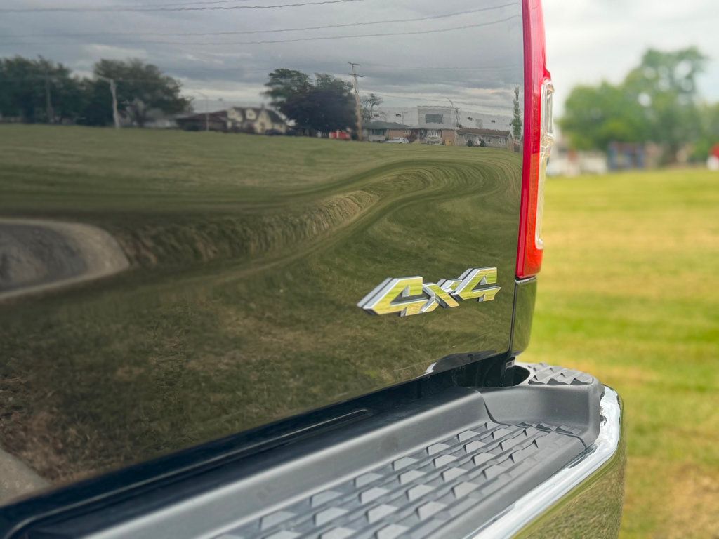 2024 Ram 2500 Big Horn 4x4 Crew Cab 6'4" Box - 22928972 - 35