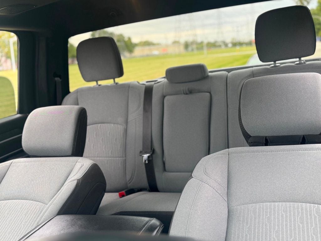 2024 Ram 2500 Big Horn 4x4 Crew Cab 6'4" Box - 22928972 - 38