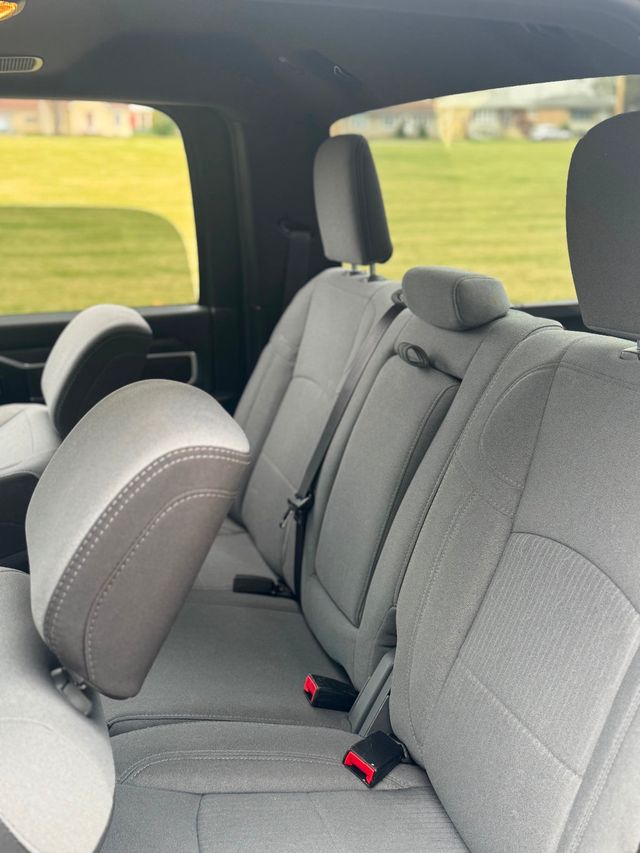 2024 Ram 2500 Big Horn 4x4 Crew Cab 6'4" Box - 22928972 - 40