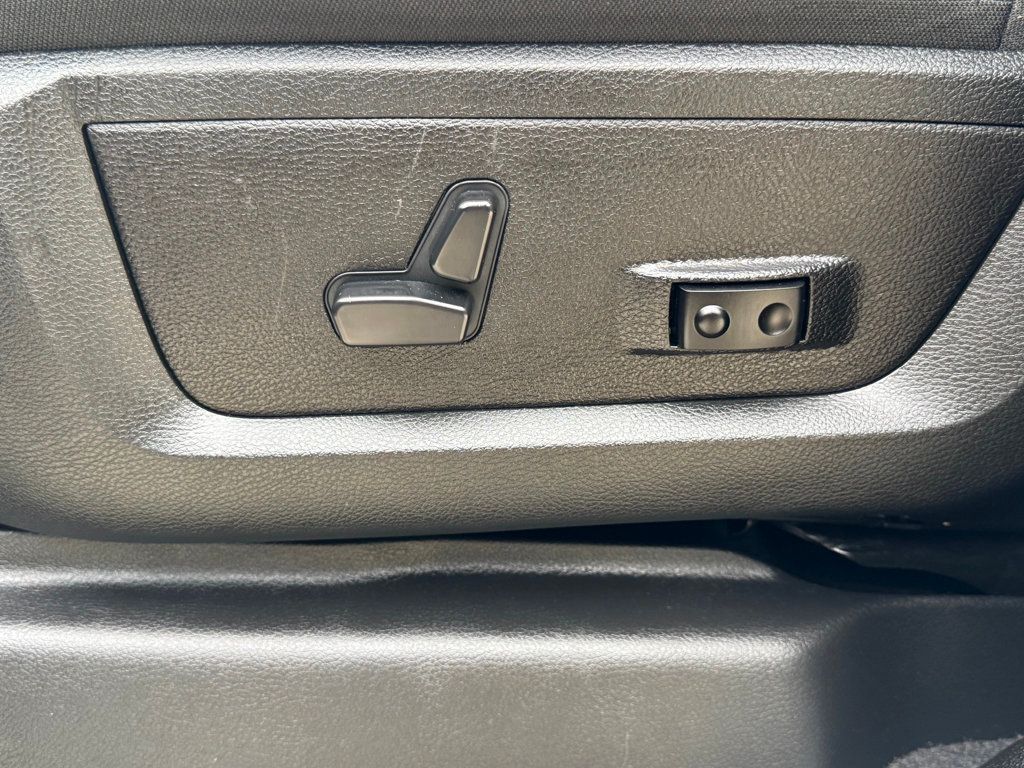 2024 Ram 2500 Big Horn 4x4 Crew Cab 6'4" Box - 22928975 - 37