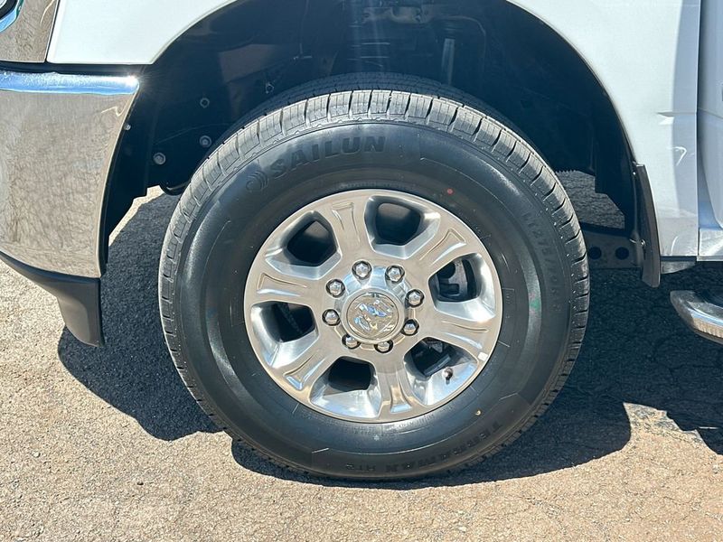 2024 Ram 2500 Big Horn 4x4 Crew Cab 6'4" Box - 23005145 - 11