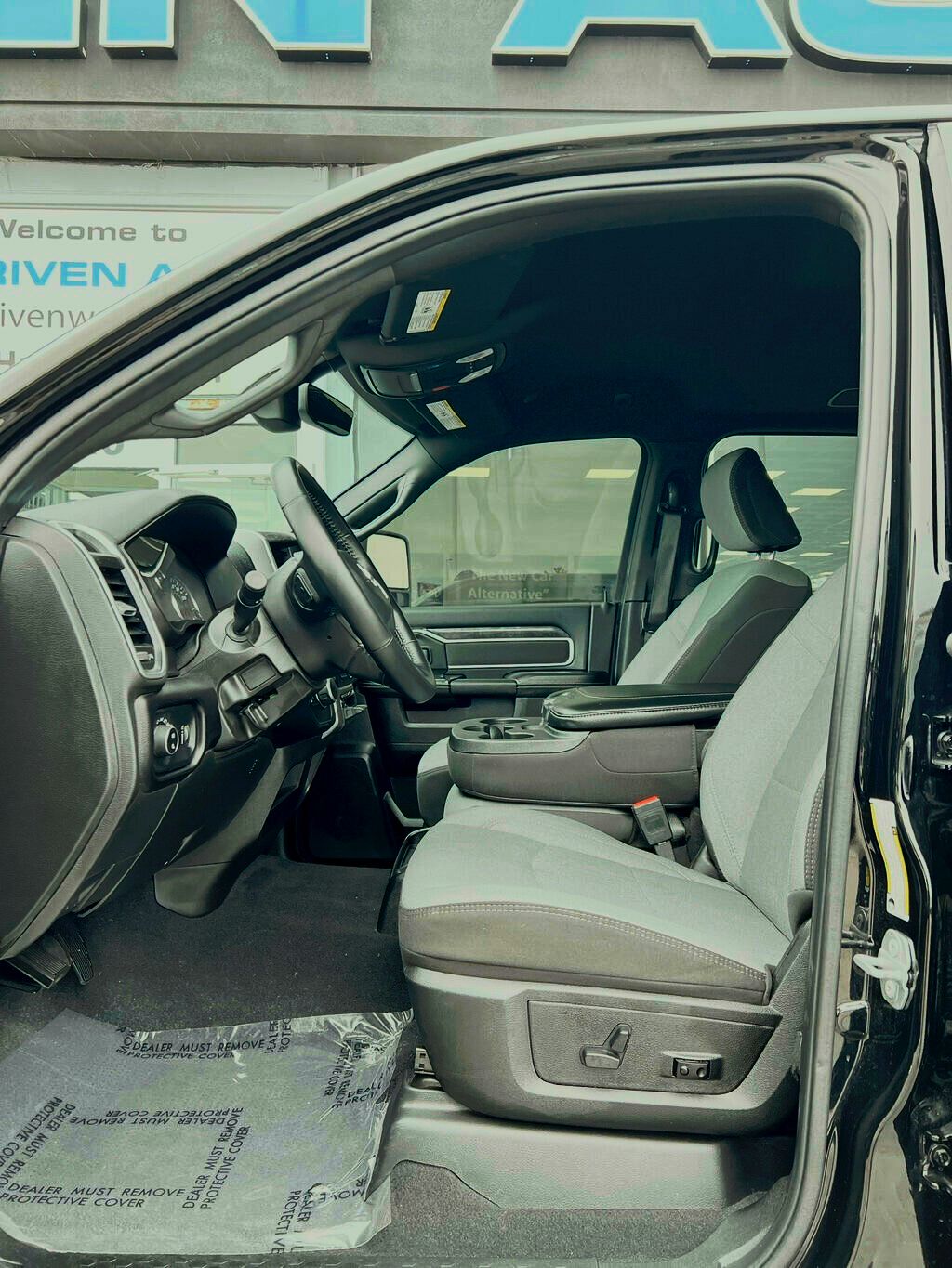 2024 Ram 2500 Big Horn 4x4 Crew Cab 6'4" Box - 22928454 - 13