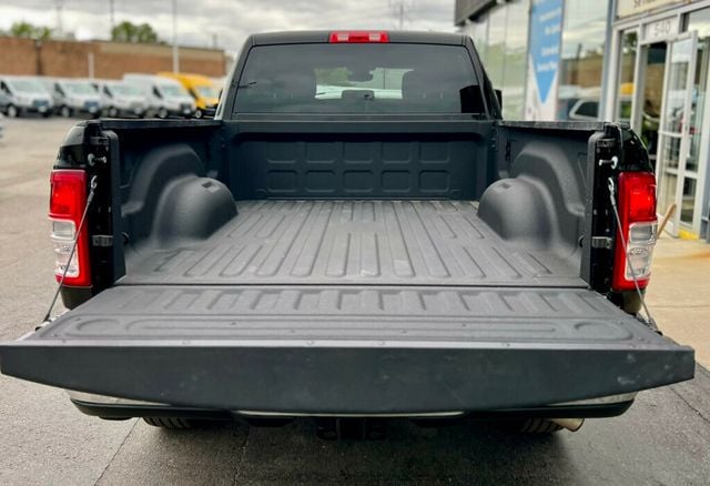 2024 Ram 2500 Big Horn 4x4 Crew Cab 6'4" Box - 22928454 - 6