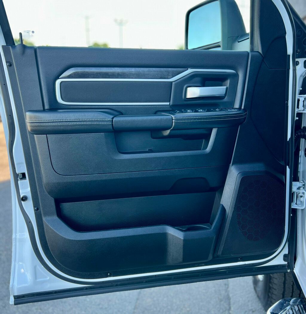 2024 Ram 2500 Big Horn 4x4 Crew Cab 6'4" Box - 22928457 - 8