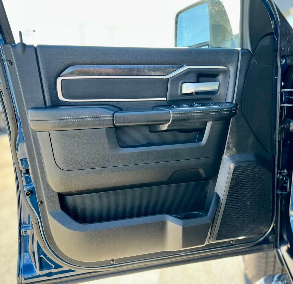 2024 Ram 2500 Big Horn 4x4 Crew Cab 6'4" Box - 22928458 - 11