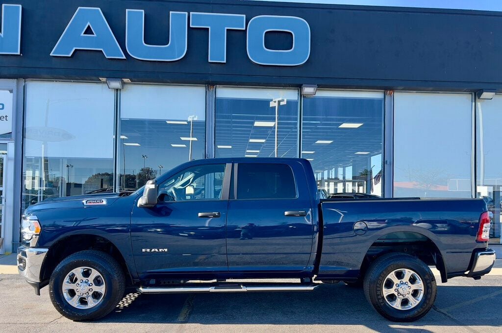2024 Ram 2500 Big Horn photo 2