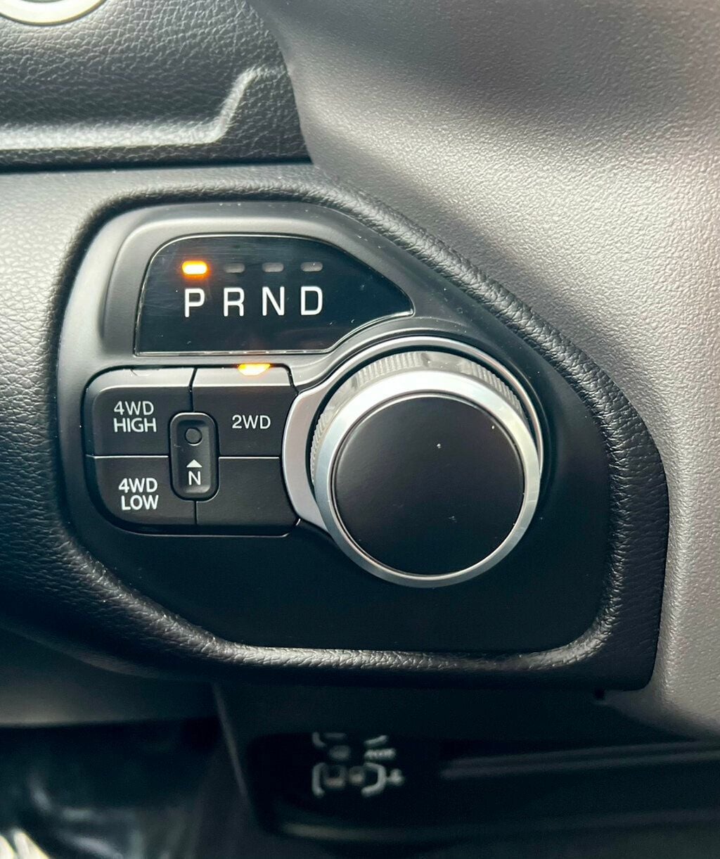 2024 Ram 2500 Big Horn 4x4 Crew Cab 6'4" Box - 22987269 - 25