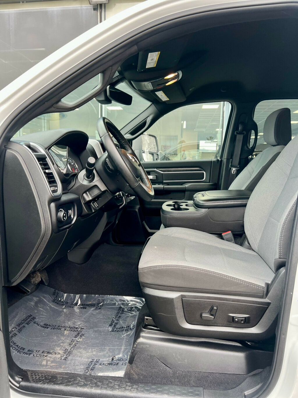 2024 Ram 2500 Big Horn 4x4 Crew Cab 6'4" Box - 22987270 - 14