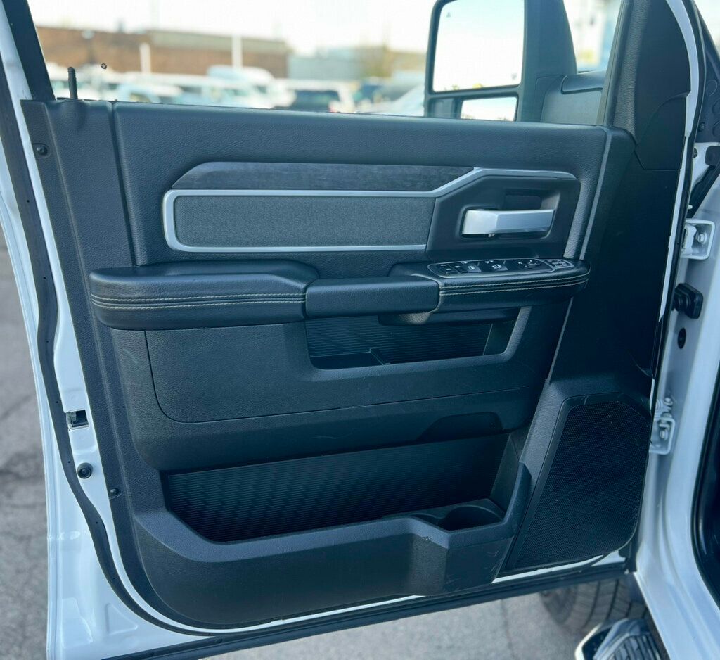 2024 Ram 2500 Big Horn 4x4 Crew Cab 6'4" Box - 23014014 - 17