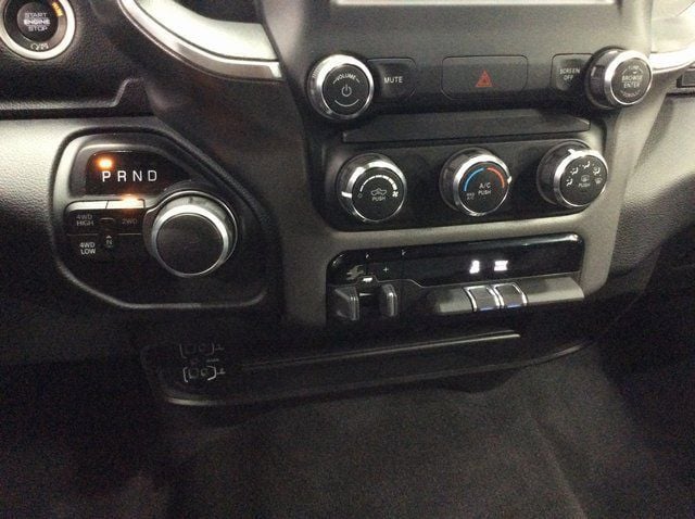 2024 Ram 2500 Big Horn 4x4 Crew Cab 6'4" Box - 22961201 - 23