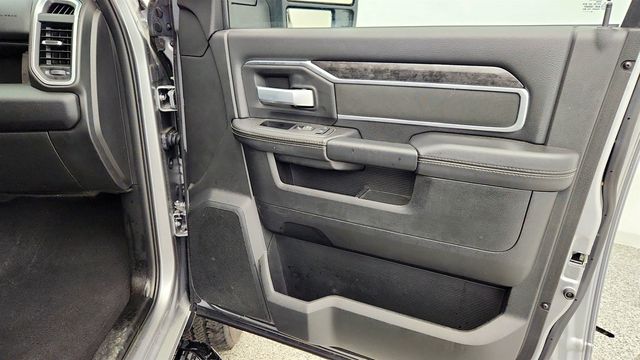 2024 Ram 2500 Big Horn 4x4 Crew Cab 6'4" Box - 23010085 - 25
