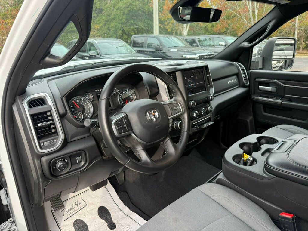 2024 Ram 2500 Big Horn photo 3