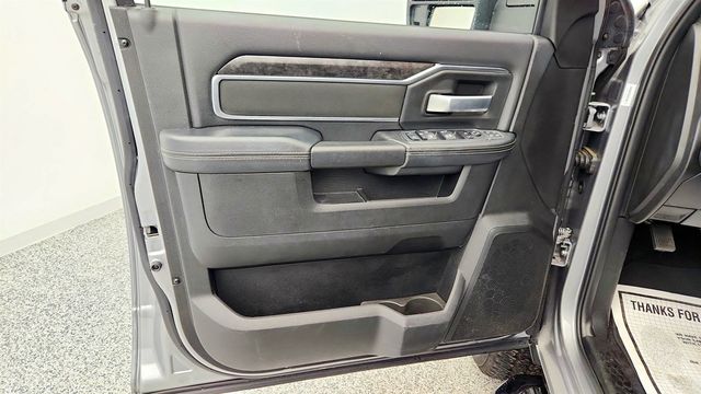 2024 Ram 2500 Big Horn 4x4 Crew Cab 6'4'' Box Night Edition with Safety Group - 22968513 - 13